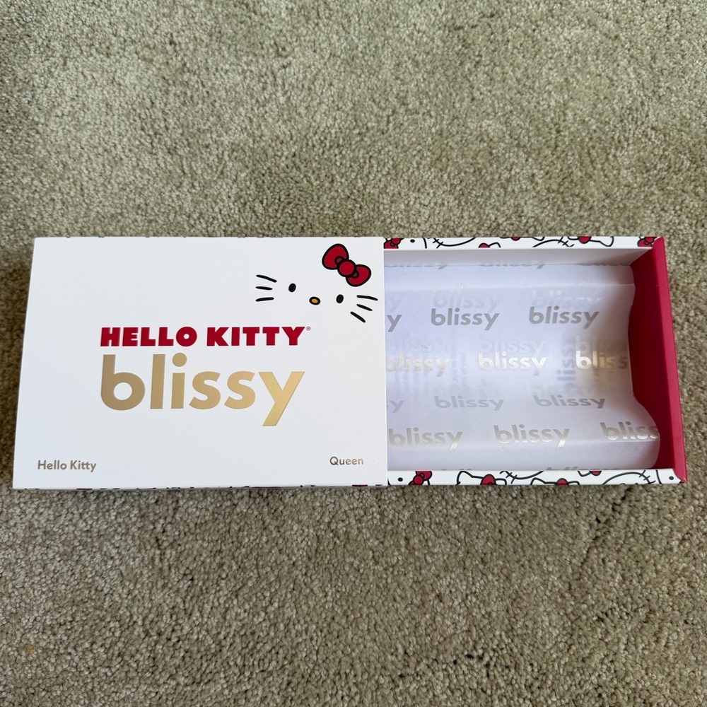 Hello Kitty Blissy Pillowcase Empty Gift Box Stor… - image 2